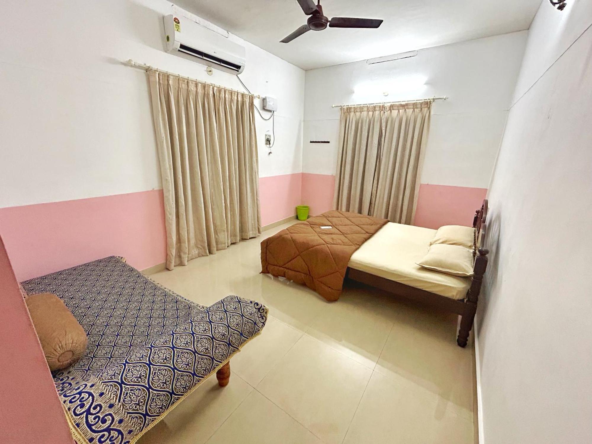 La Casa Trivandrum 4 Bhk Ac Luxury Villa At City Centre, Just 6 Kms To Airport Thiruvananthapuram Buitenkant foto
