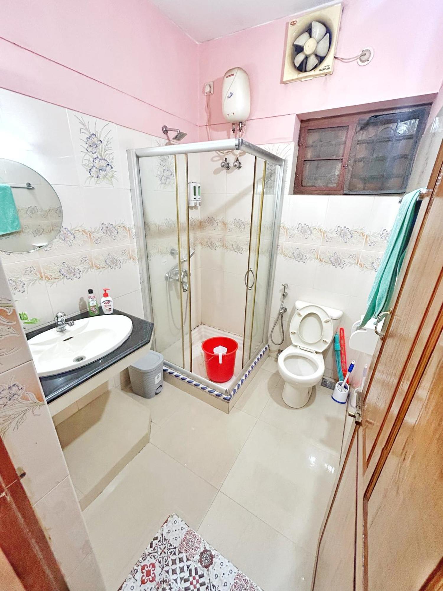 La Casa Trivandrum 4 Bhk Ac Luxury Villa At City Centre, Just 6 Kms To Airport Thiruvananthapuram Buitenkant foto
