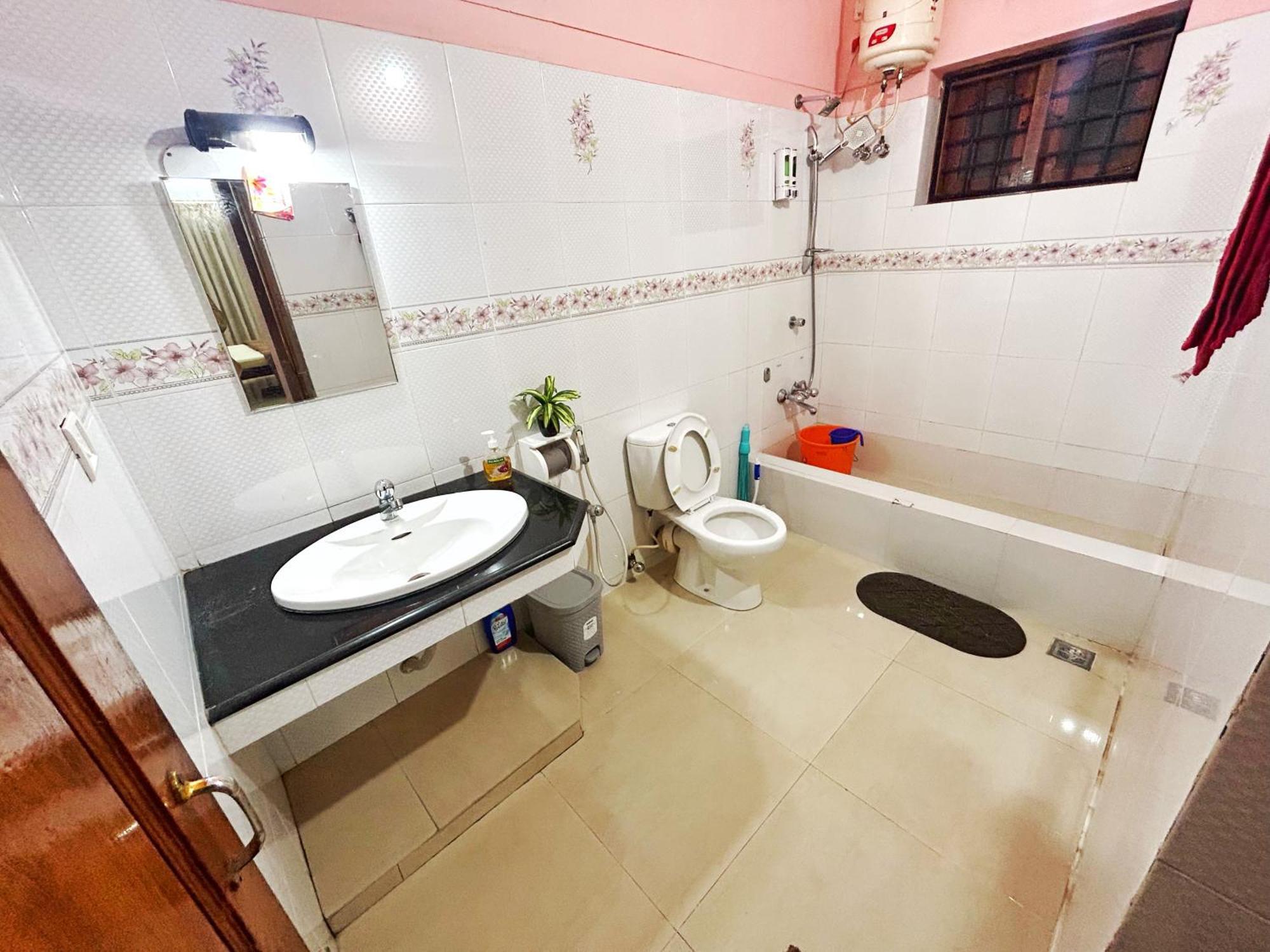 La Casa Trivandrum 4 Bhk Ac Luxury Villa At City Centre, Just 6 Kms To Airport Thiruvananthapuram Buitenkant foto