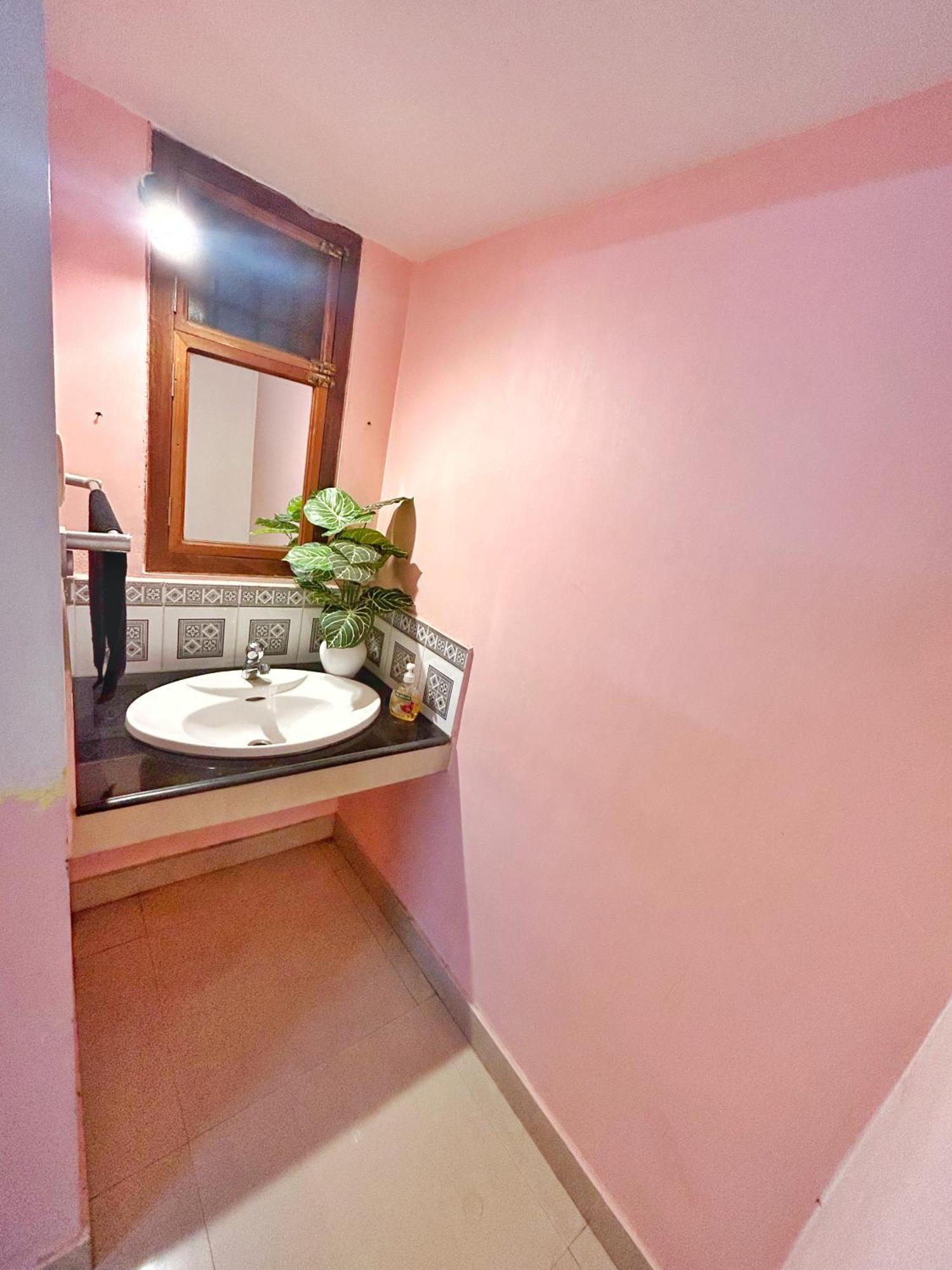 La Casa Trivandrum 4 Bhk Ac Luxury Villa At City Centre, Just 6 Kms To Airport Thiruvananthapuram Buitenkant foto